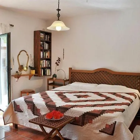 بيت للعطل With 3 Bedrooms